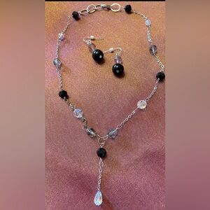 NECKLACE & EARRINGS SET 2PC Handmade Blk & Clear crystal Y silver-tone chain EUC